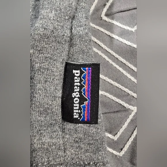 Patagonia Ridge Logo Uprisal Hoody Size Medium - Picture 5 of 8